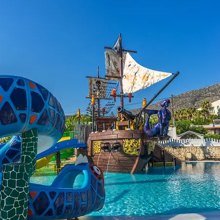 Resort Star Village & Water Park Hersonissos (Crete)