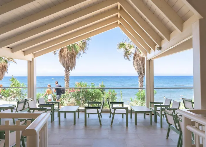 אתר נופש Star Village & Water Park 4*