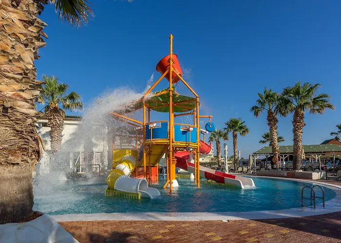 Star Village & Water Park אתר נופש 4*