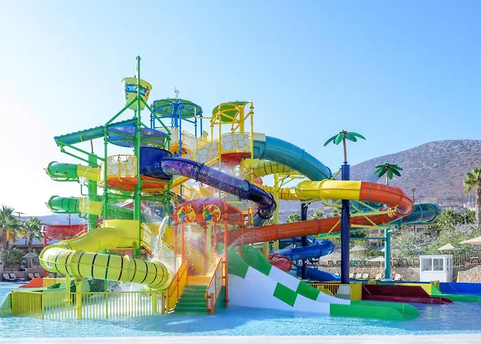 Star Village & Water Park הרסוניסוס