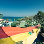 Star Village & Water Park 4* Herszonisszosz