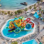 Üdülőközpont Star Village & Water Park Herszonisszosz