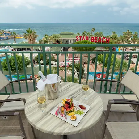 Rezort Star Village & Water Park 4*