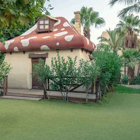 Rezort Star Village & Water Park 4*