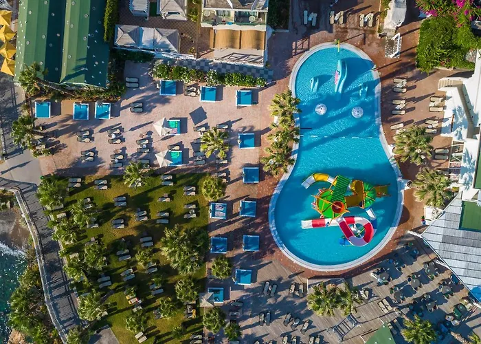 Star Village & Water Park Feriested Hersonissos (Crete)