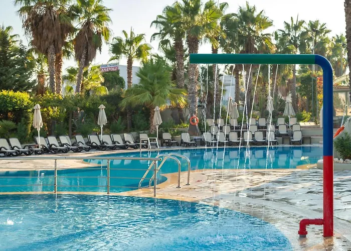 Complex Star Village & Water Park Hersonissos (Crete)