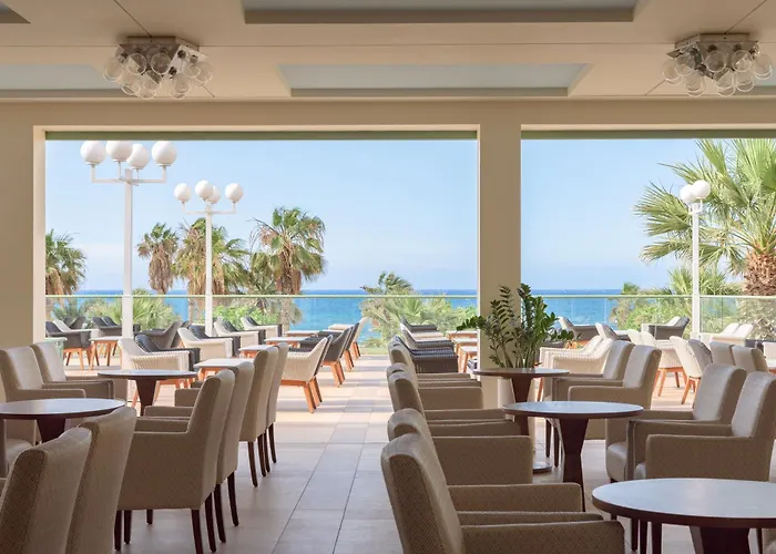 Rezort Star Village & Water Park 4*